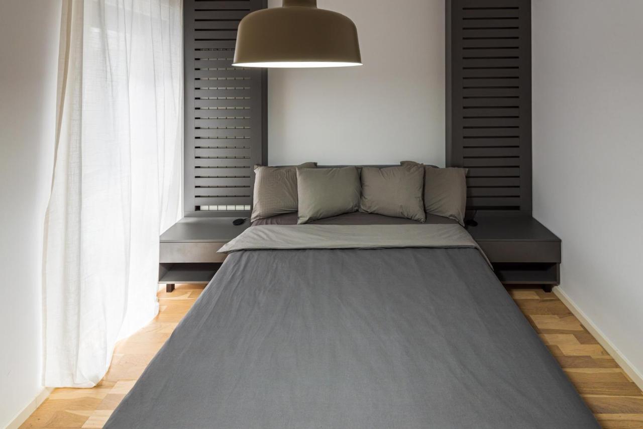 Sara - Stylish Apt With Balcony Near Piata Obor บูคาเรสต์ ภายนอก รูปภาพ