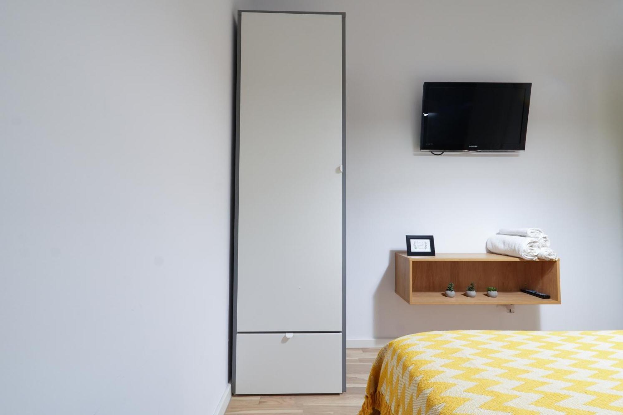Sara - Stylish Apt With Balcony Near Piata Obor บูคาเรสต์ ภายนอก รูปภาพ