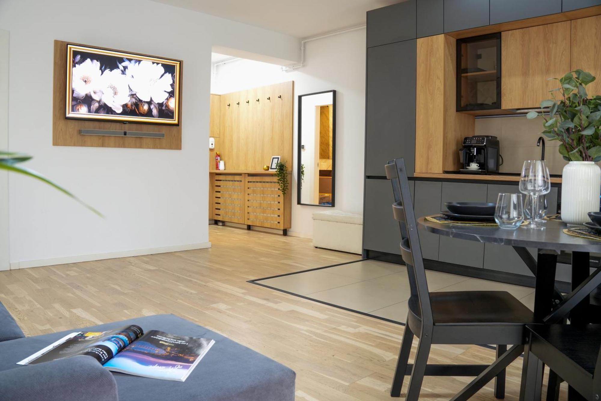 Sara - Stylish Apt With Balcony Near Piata Obor บูคาเรสต์ ภายนอก รูปภาพ