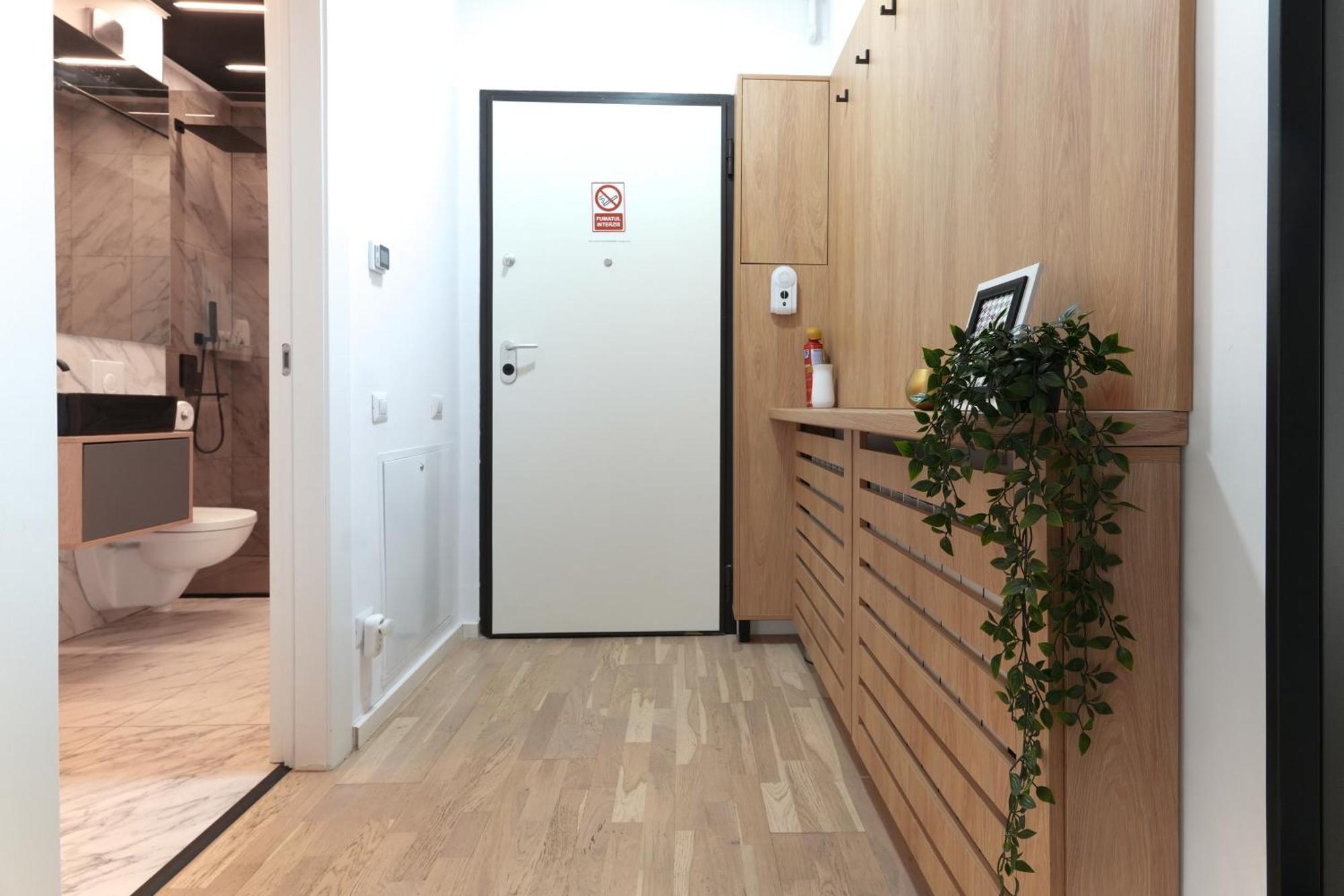 Sara - Stylish Apt With Balcony Near Piata Obor บูคาเรสต์ ภายนอก รูปภาพ