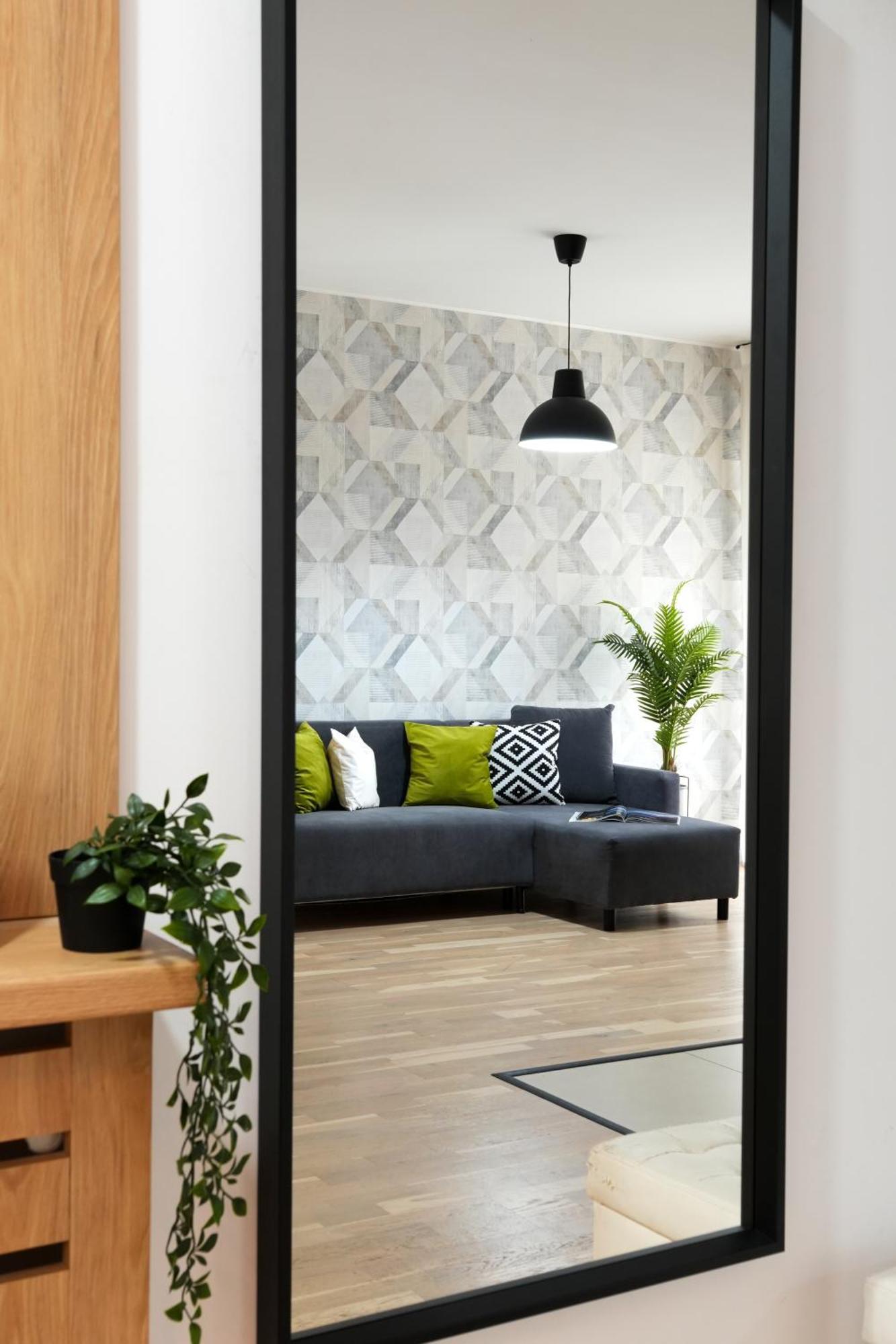 Sara - Stylish Apt With Balcony Near Piata Obor บูคาเรสต์ ภายนอก รูปภาพ